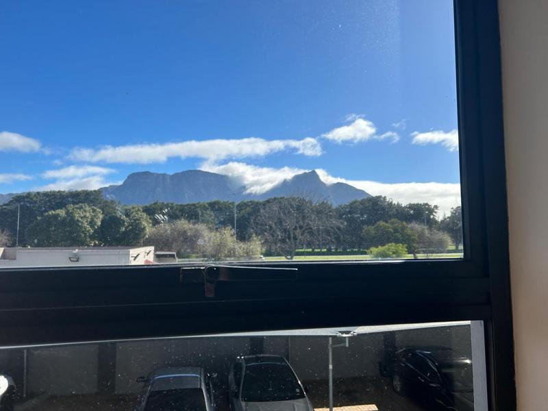 To Let 2 Bedroom Property for Rent in Lansdowne Western Cape